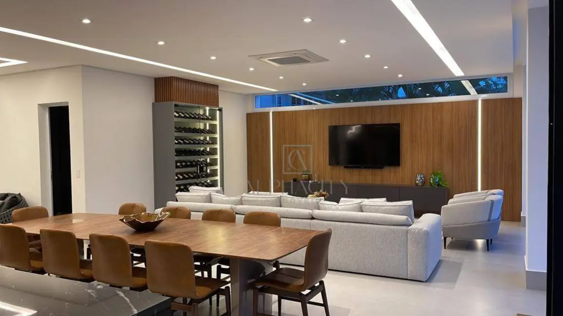 Foto 2 de Casa de Condomínio com 4 quartos à venda, 1552m2 em Santana De Parnaiba - SP