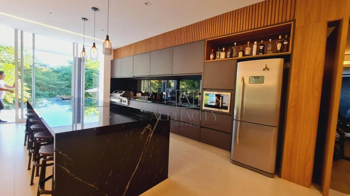 Foto 9 de Casa de Condomínio com 4 quartos à venda, 1552m2 em Santana De Parnaiba - SP