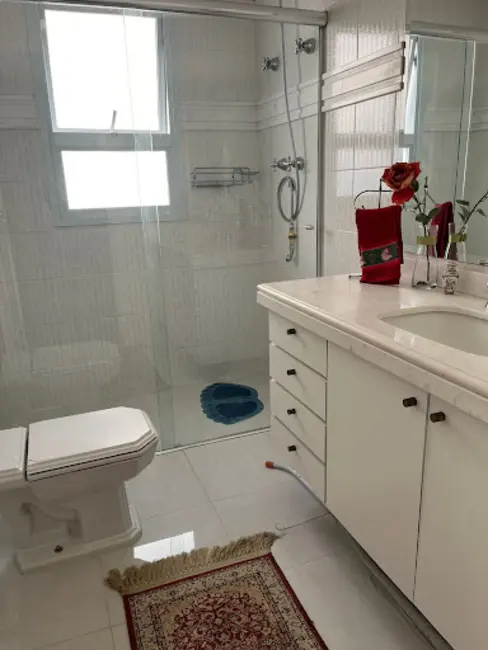 Foto 4 de Casa de Condomínio com 4 quartos para alugar, 390m2 em Alphaville, Santana De Parnaiba - SP