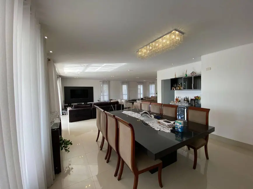 Casa de Condomínio com 5 quartos à venda, 608m2 em Residencial Tamboré, Barueri - SP - imagem 9 Foto 9 de Casa de Condomínio com 5 quartos à venda, 608m2 em Residencial Tamboré, Barueri - SP