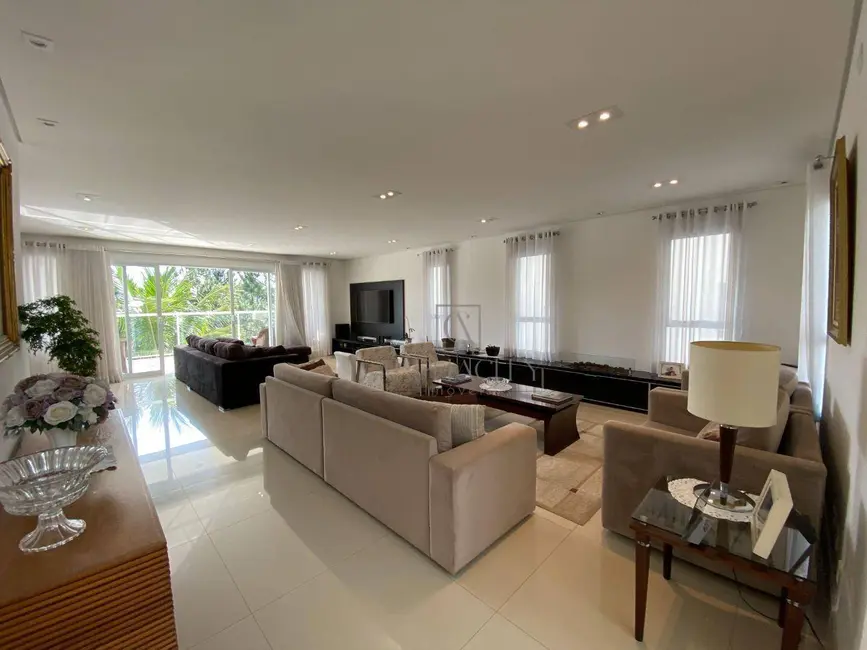 Casa de Condomínio com 5 quartos à venda, 608m2 em Residencial Tamboré, Barueri - SP - imagem 4 Foto 4 de Casa de Condomínio com 5 quartos à venda, 608m2 em Residencial Tamboré, Barueri - SP