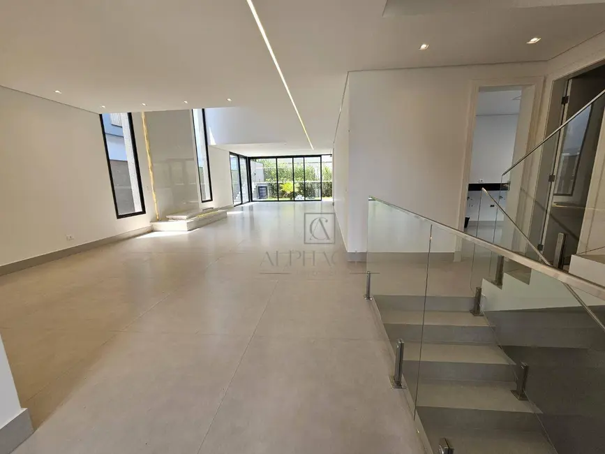 Casa de Condomínio com 5 quartos à venda, 500m2 em Tamboré, Barueri - SP - imagem 5 Foto 5 de Casa de Condomínio com 5 quartos à venda, 500m2 em Tamboré, Barueri - SP