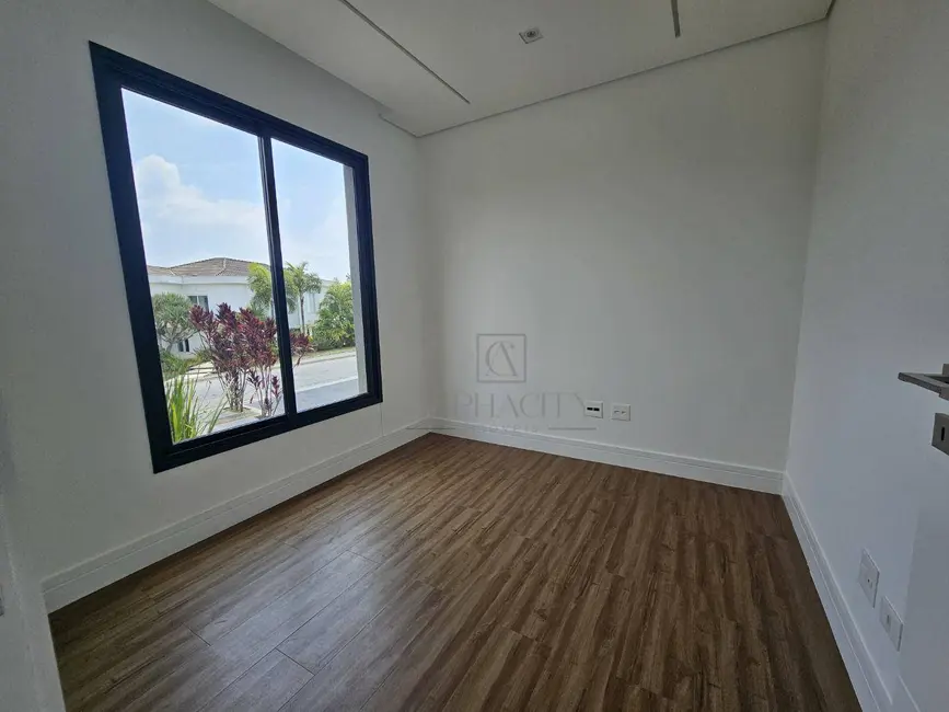 Casa de Condomínio com 5 quartos à venda, 500m2 em Tamboré, Barueri - SP - imagem 8 Foto 8 de Casa de Condomínio com 5 quartos à venda, 500m2 em Tamboré, Barueri - SP