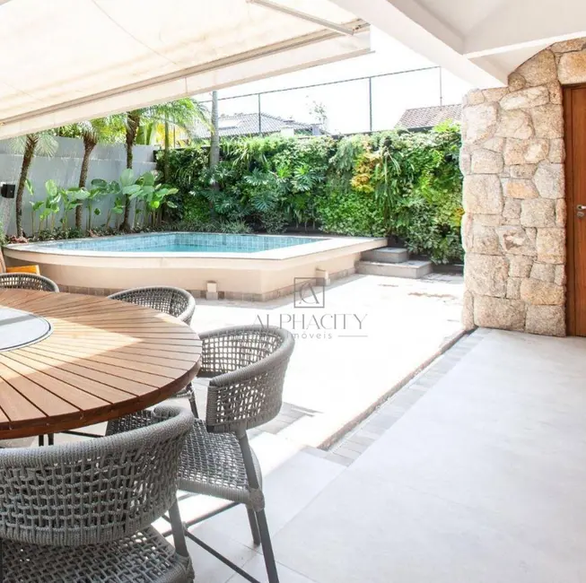 Casa de Condomínio com 3 quartos à venda, 390m2 em Santana De Parnaiba - SP - imagem 4 Foto 4 de Casa de Condomínio com 3 quartos à venda, 390m2 em Santana De Parnaiba - SP