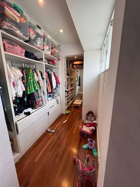 Casa de Condomínio com 3 quartos à venda, 390m2 em Santana De Parnaiba - SP - imagem 6 Foto 6 de Casa de Condomínio com 3 quartos à venda, 390m2 em Santana De Parnaiba - SP