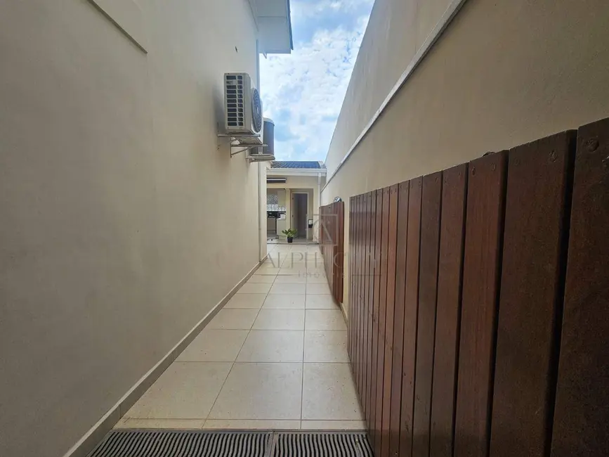 Foto 4 de Casa de Condomínio com 3 quartos à venda, 360m2 em Santana De Parnaiba - SP