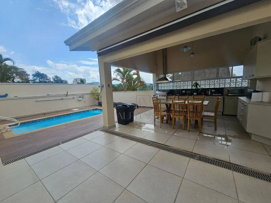 Foto 2 de Casa de Condomínio com 3 quartos à venda, 360m2 em Santana De Parnaiba - SP