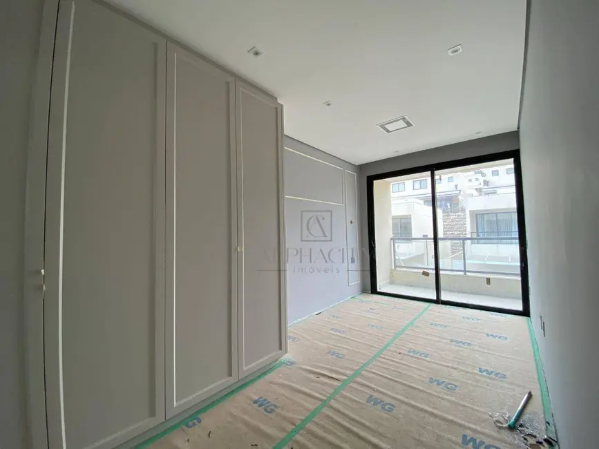 Casa de Condomínio com 3 quartos à venda, 152m2 em Santana De Parnaiba - SP - imagem 6 Foto 6 de Casa de Condomínio com 3 quartos à venda, 152m2 em Santana De Parnaiba - SP