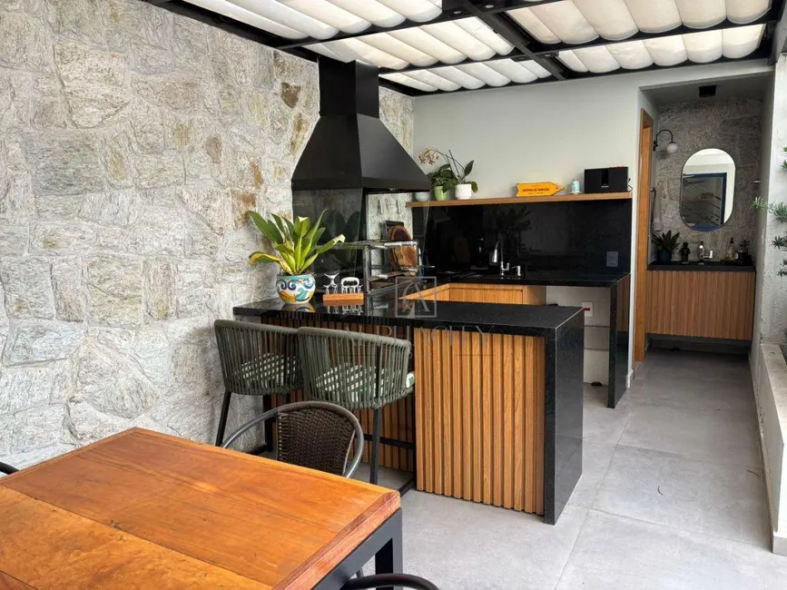 Foto 1 de Casa de Condomínio com 3 quartos à venda, 190m2 em Santana De Parnaiba - SP
