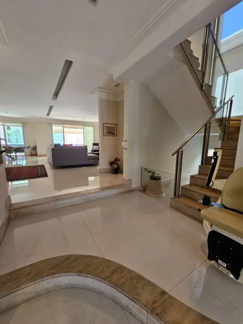 Foto 5 de Casa de Condomínio com 6 quartos para alugar, 600m2 em Santana De Parnaiba - SP