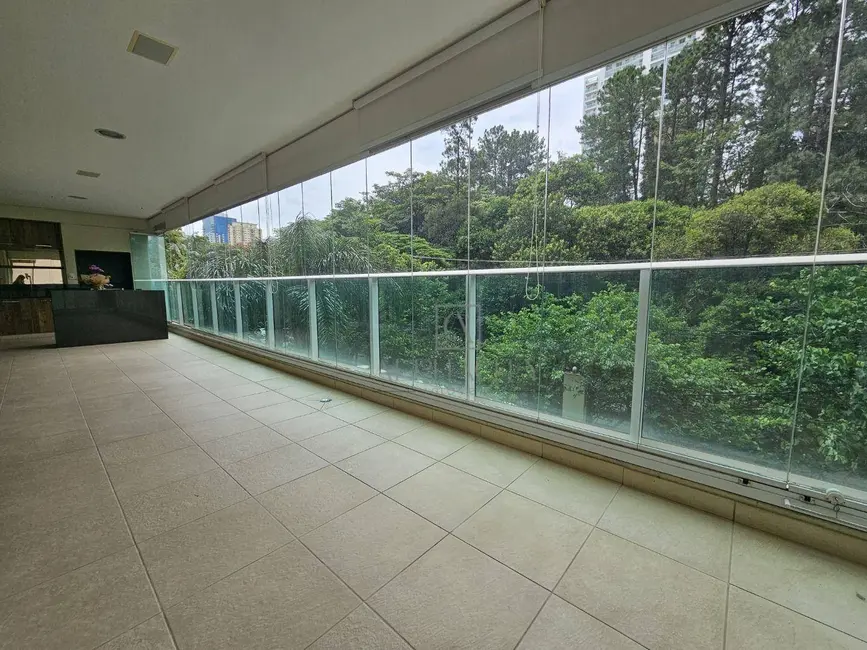 Foto 1 de Apartamento com 3 quartos à venda e para alugar, 212m2 em Barueri - SP