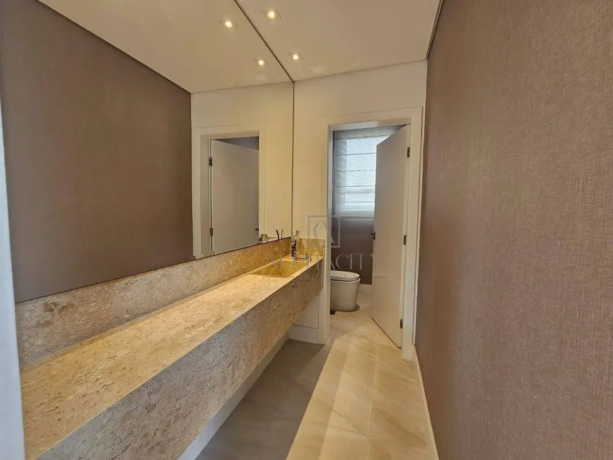 Foto 4 de Casa de Condomínio com 4 quartos à venda e para alugar, 660m2 em Santana De Parnaiba - SP