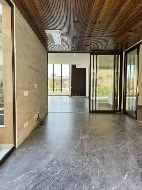 Foto 3 de Casa de Condomínio com 4 quartos à venda, 450m2 em Alphaville, Santana De Parnaiba - SP