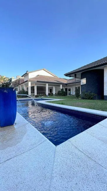 Casa de Condomínio com 4 quartos para alugar, 1235m2 em Barueri - SP - imagem 6 Foto 6 de Casa de Condomínio com 4 quartos para alugar, 1235m2 em Barueri - SP