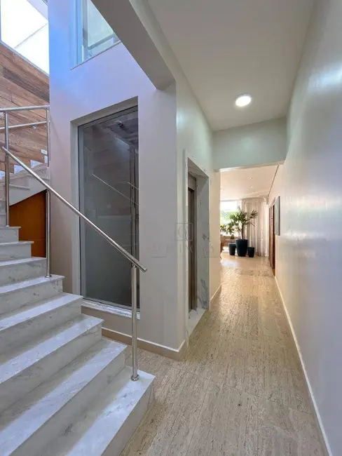 Casa de Condomínio com 6 quartos à venda, 1990m2 em Tamboré, Barueri - SP - imagem 4 Foto 4 de Casa de Condomínio com 6 quartos à venda, 1990m2 em Tamboré, Barueri - SP