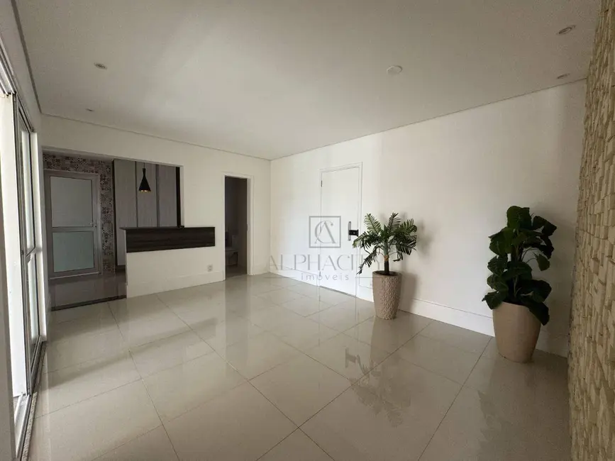 Foto 3 de Apartamento com 2 quartos à venda e para alugar, 200m2 em Empresarial 18 do Forte, Barueri - SP