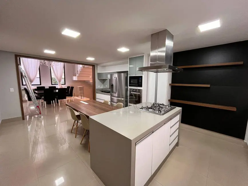 Foto 6 de Casa de Condomínio com 5 quartos à venda e para alugar, 490m2 em Santana De Parnaiba - SP