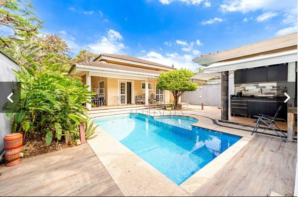 Foto 1 de Casa de Condomínio com 3 quartos à venda, 498m2 em Santana De Parnaiba - SP