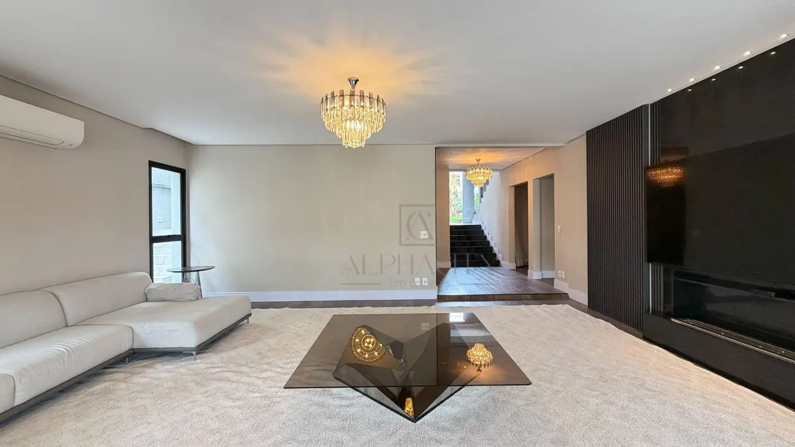 Casa de Condomínio com 5 quartos à venda, 600m2 em Barueri - SP - imagem 3 Foto 3 de Casa de Condomínio com 5 quartos à venda, 600m2 em Barueri - SP