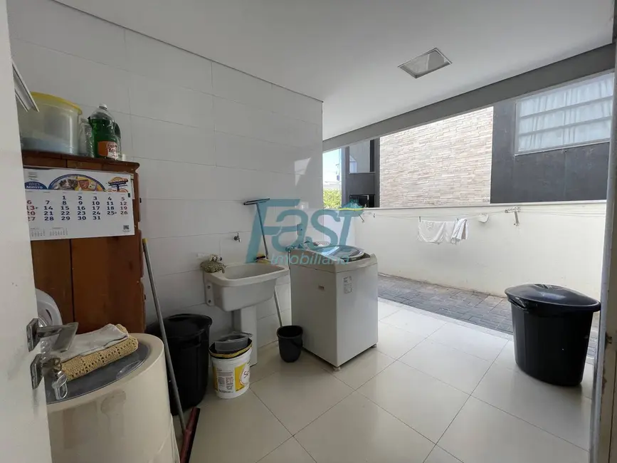 Foto 7 de Casa de Condomínio com 4 quartos à venda, 398m2 em Jardim Itália, Cuiaba - MT