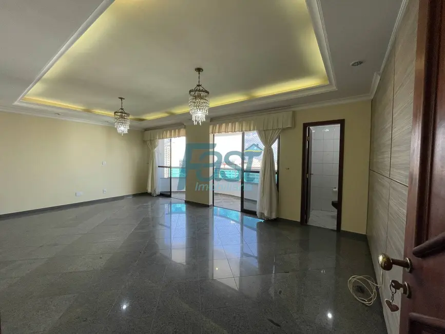 Foto 1 de Apartamento com 3 quartos à venda, 216m2 em Centro Político Administrativo, Cuiaba - MT