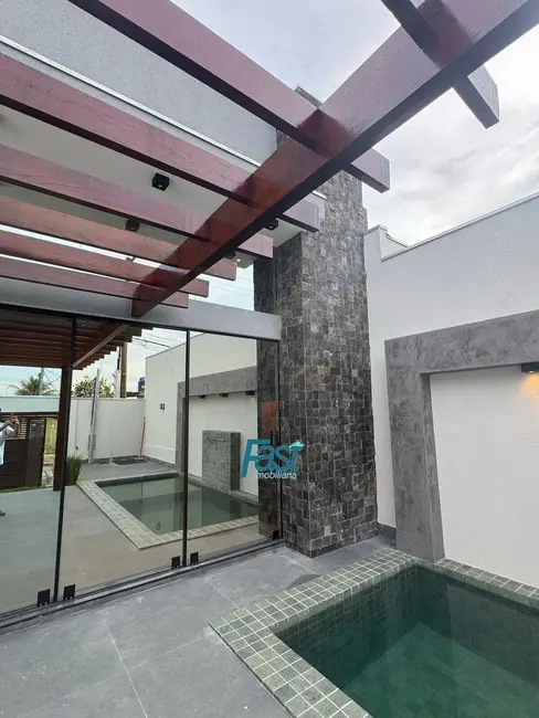 Casa com 3 quartos à venda, 136m2 em Jardim Universitário, Cuiaba - MT - imagem 4 Foto 4 de Casa com 3 quartos à venda, 136m2 em Jardim Universitário, Cuiaba - MT