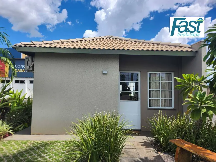 Casa com 2 quartos à venda, 47m2 em São Francisco, Cuiaba - MT - imagem 3 Foto 3 de Casa com 2 quartos à venda, 47m2 em São Francisco, Cuiaba - MT