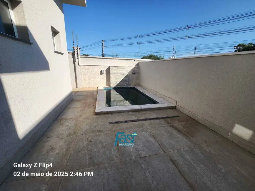 Foto 3 de Casa de Condomínio com 3 quartos à venda, 135m2 em Cuiaba - MT