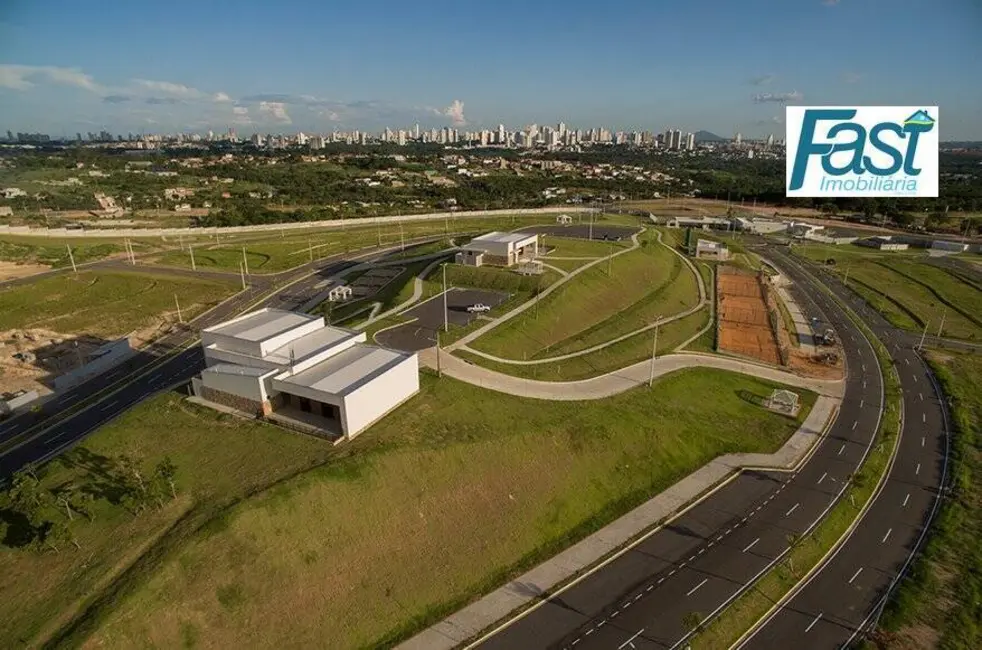 Foto 4 de Terreno / Lote à venda, 455m2 em Cuiaba - MT