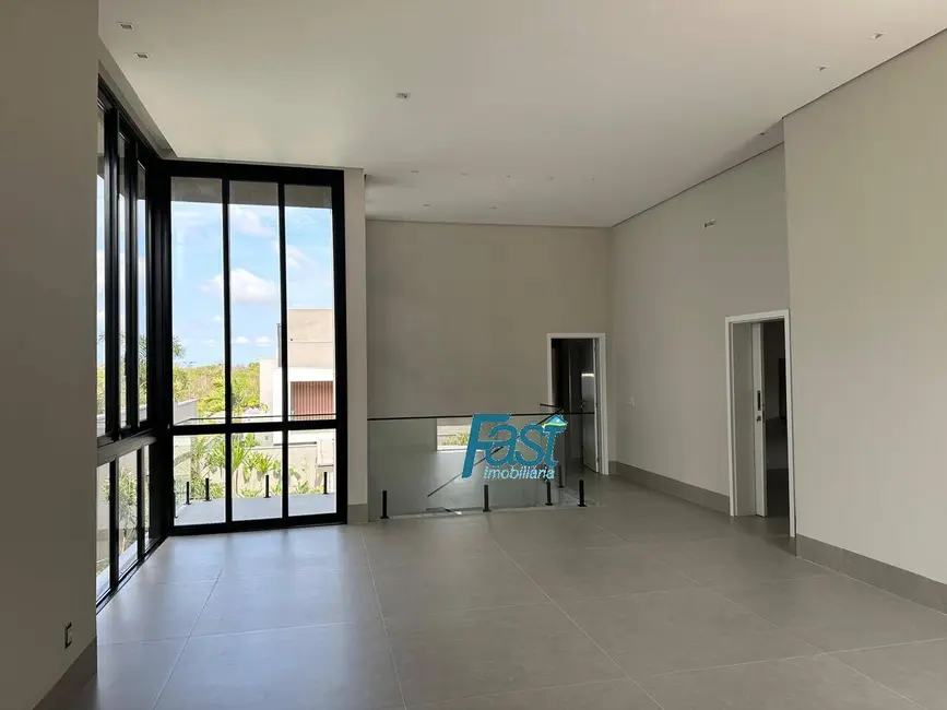 Sobrado com 4 quartos à venda, 350m2 em Cuiaba - MT - imagem 6 Foto 6 de Sobrado com 4 quartos à venda, 350m2 em Cuiaba - MT