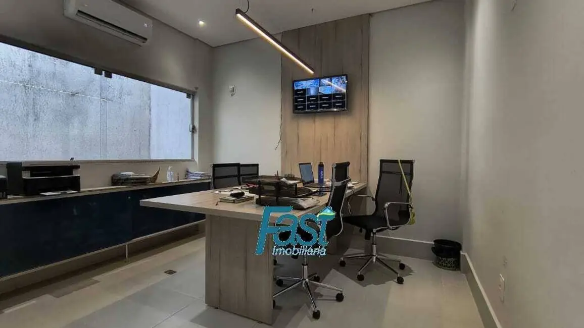 Foto 4 de Sala Comercial para alugar, 360m2 em São Roque, Cuiaba - MT