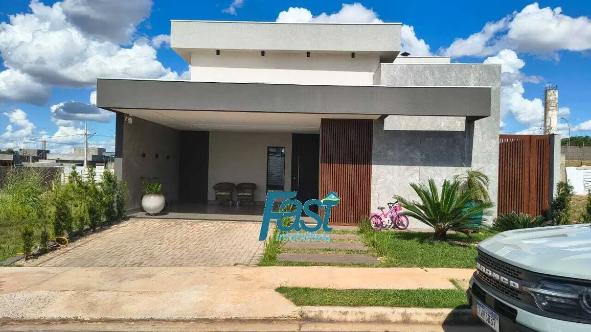 Foto 1 de Casa à venda e para alugar em Ribeirão do Lipa, Cuiaba - MT