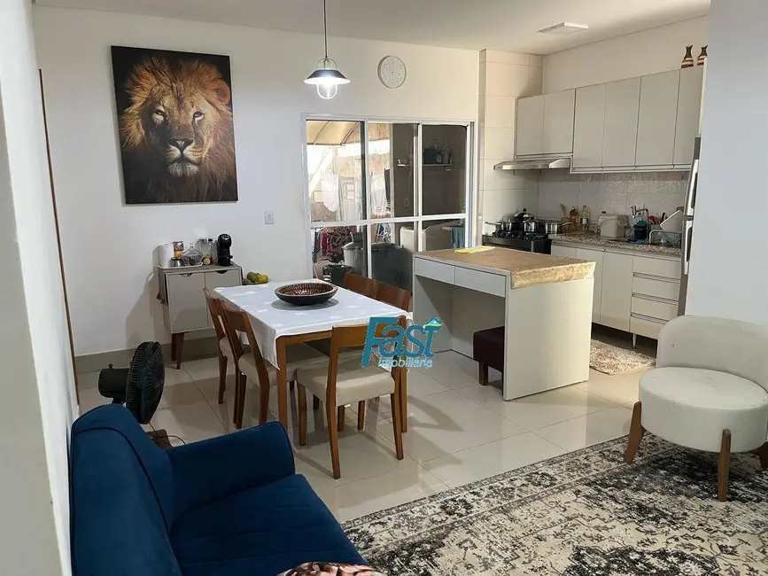 Foto 4 de Casa com 3 quartos à venda, 140m2 em Cuiaba - MT