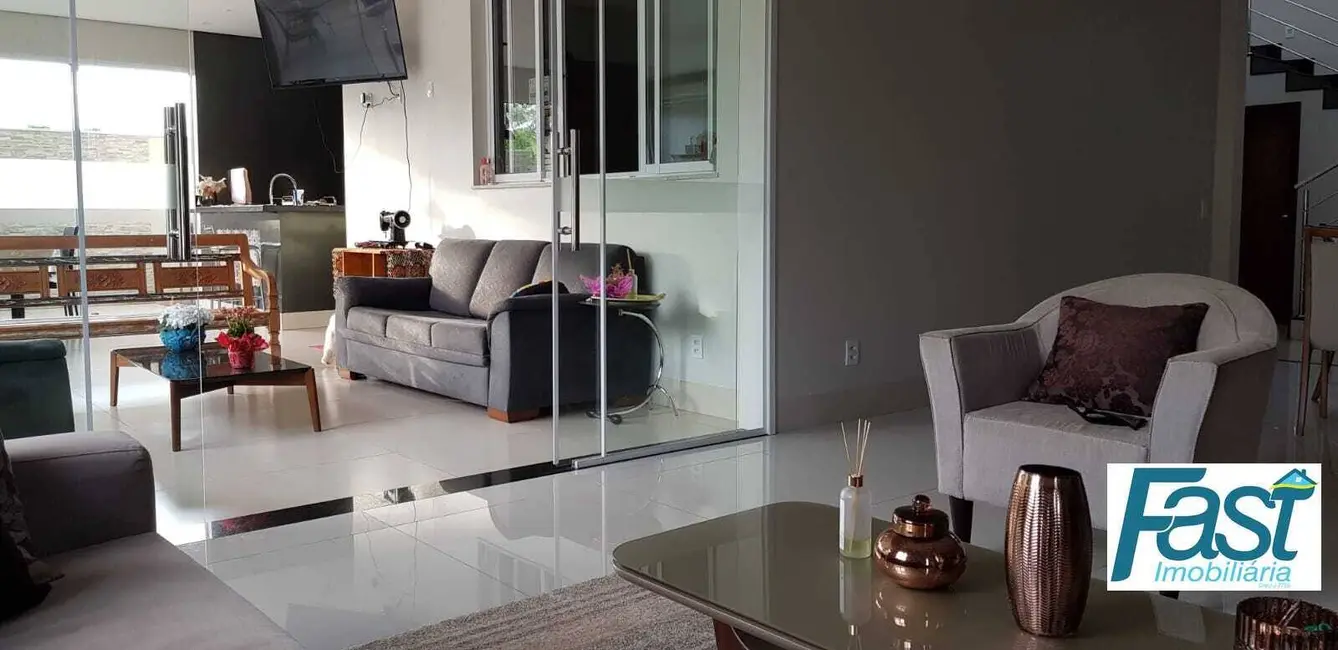 Sobrado à venda, 647m2 em Jardim Imperial, Cuiaba - MT - imagem 4 Foto 4 de Sobrado à venda, 647m2 em Jardim Imperial, Cuiaba - MT