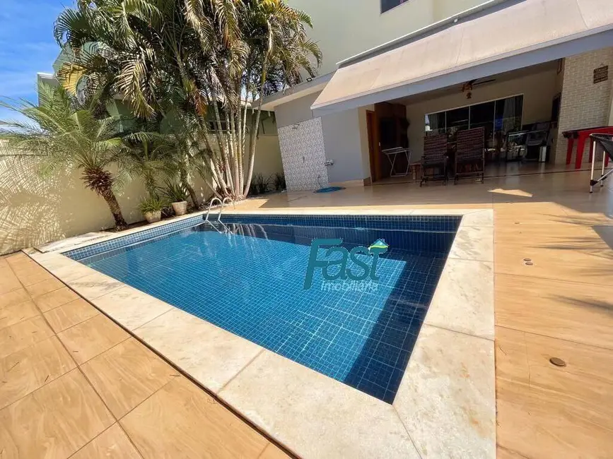 Casa com 3 quartos à venda, 375m2 em Condomínio Belvedere, Cuiaba - MT - imagem 5 Foto 5 de Casa com 3 quartos à venda, 375m2 em Condomínio Belvedere, Cuiaba - MT