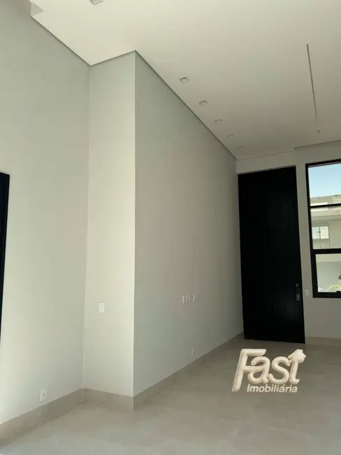 Foto 7 de Casa com 3 quartos à venda, 300m2 em Cuiaba - MT