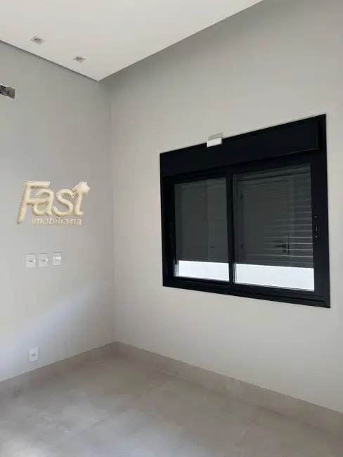 Foto 8 de Casa com 3 quartos à venda, 300m2 em Cuiaba - MT