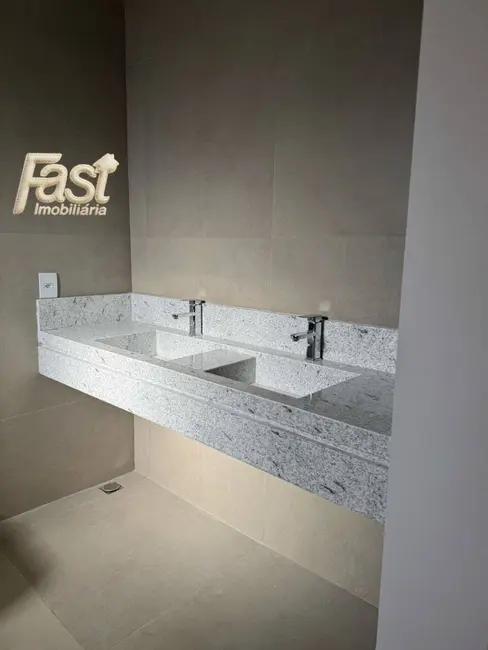 Foto 5 de Casa com 3 quartos à venda, 300m2 em Cuiaba - MT