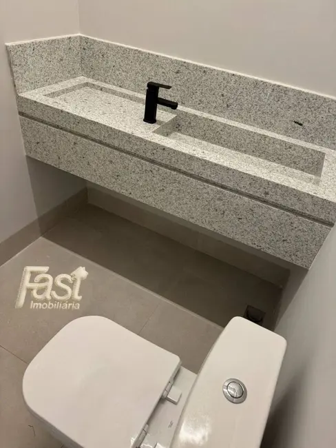 Foto 6 de Casa com 3 quartos à venda, 300m2 em Cuiaba - MT