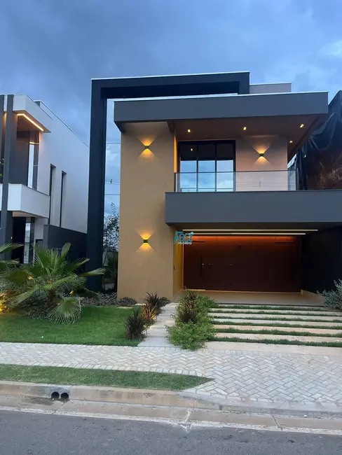 Foto 1 de Casa de Condomínio à venda, 306m2 em Morada dos Nobres, Cuiaba - MT