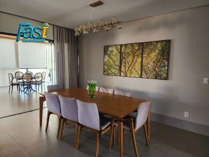 Foto 2 de Casa de Condomínio com 3 quartos à venda, 432m2 em Parque Amperco, Cuiaba - MT