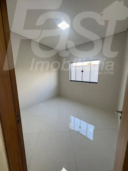 Casa com 3 quartos à venda, 180m2 em Jardim Universitário, Cuiaba - MT - imagem 9 Foto 9 de Casa com 3 quartos à venda, 180m2 em Jardim Universitário, Cuiaba - MT
