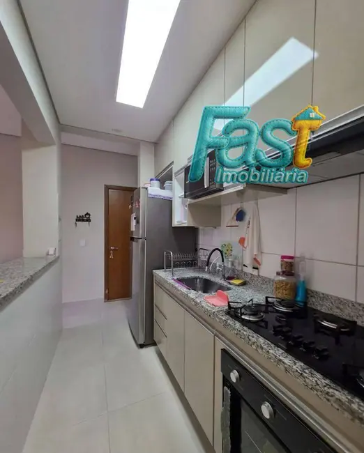 Foto 6 de Apartamento com 3 quartos à venda, 90m2 em Jardim das Palmeiras, Cuiaba - MT