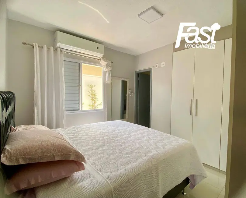 Foto 7 de Casa de Condomínio com 3 quartos à venda, 200m2 em Jardim Imperial, Cuiaba - MT