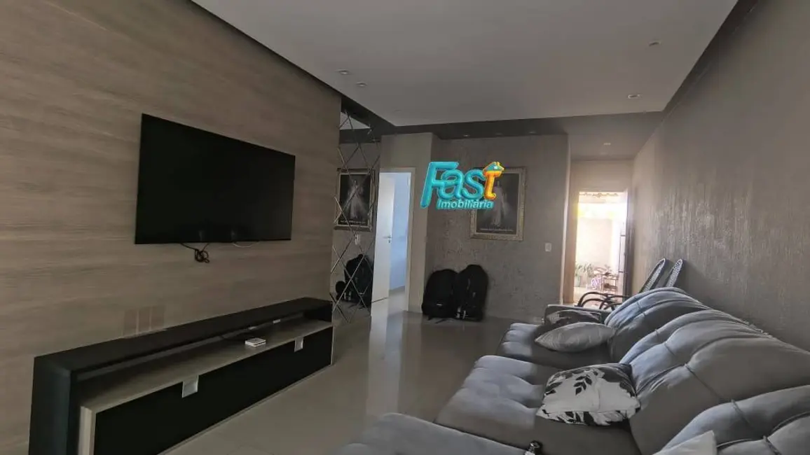 Foto 3 de Casa de Condomínio com 4 quartos à venda, 150m2 em Jardim Imperial, Cuiaba - MT
