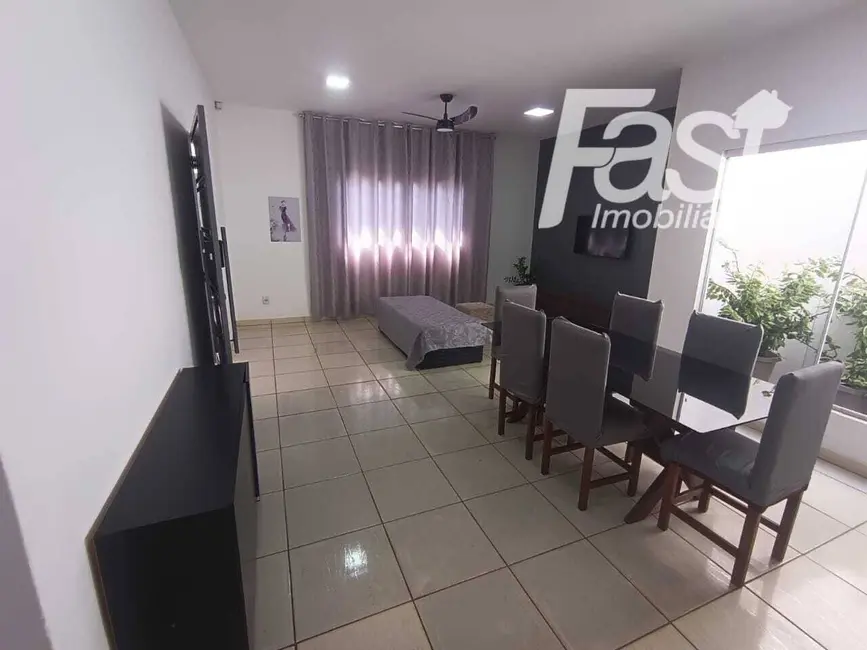 Casa com 4 quartos à venda, 205m2 em Santa Cruz, Cuiaba - MT - imagem 4 Foto 4 de Casa com 4 quartos à venda, 205m2 em Santa Cruz, Cuiaba - MT