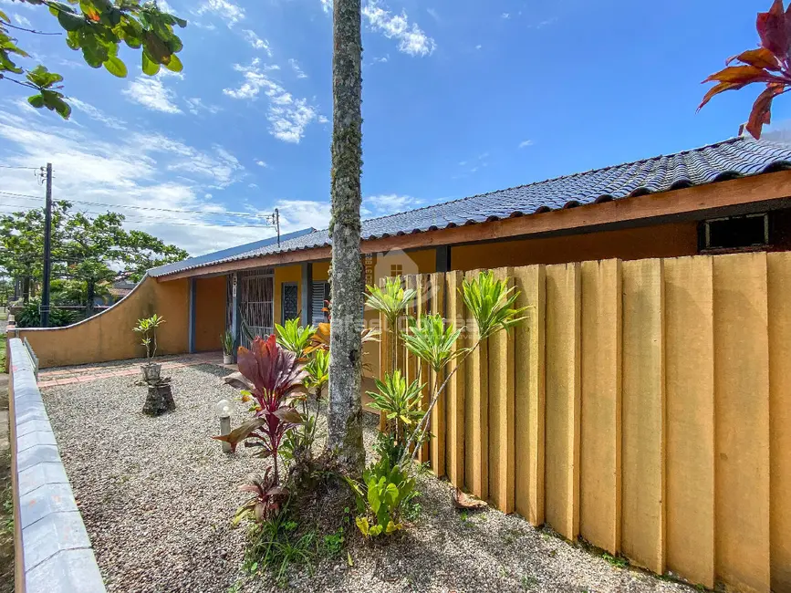 Foto 4 de Casa com 2 quartos à venda, 720m2 em Balneario Barra Do Sul - SC