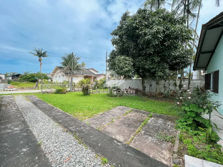 Foto 5 de Casa com 4 quartos à venda, 390m2 em Balneario Barra Do Sul - SC
