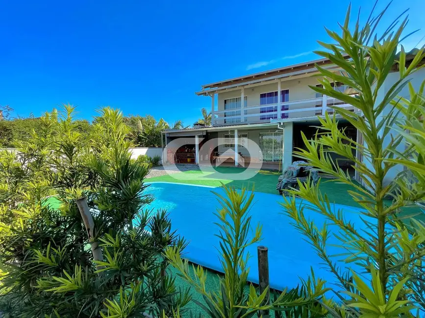 Foto 1 de Sobrado com 2 quartos à venda, 325m2 em Balneario Barra Do Sul - SC