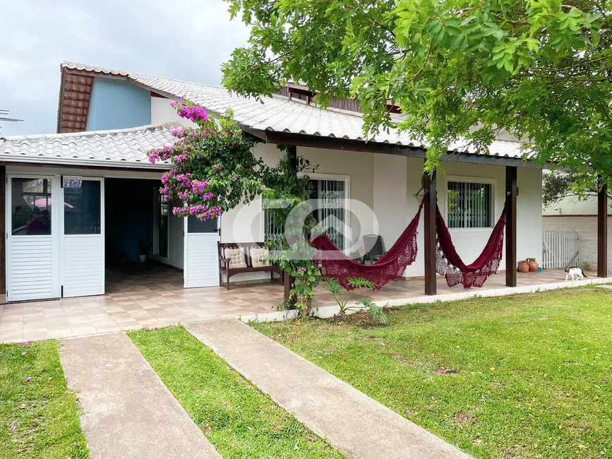 Foto 8 de Casa com 3 quartos à venda, 403m2 em Balneario Barra Do Sul - SC